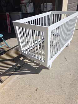 White Wooden Baby Crib