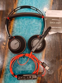 Plantronics Blackwire 5220 USB Headset w/ Mic + Case C5220T Wired