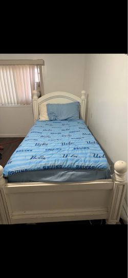 Twin bed and mattress