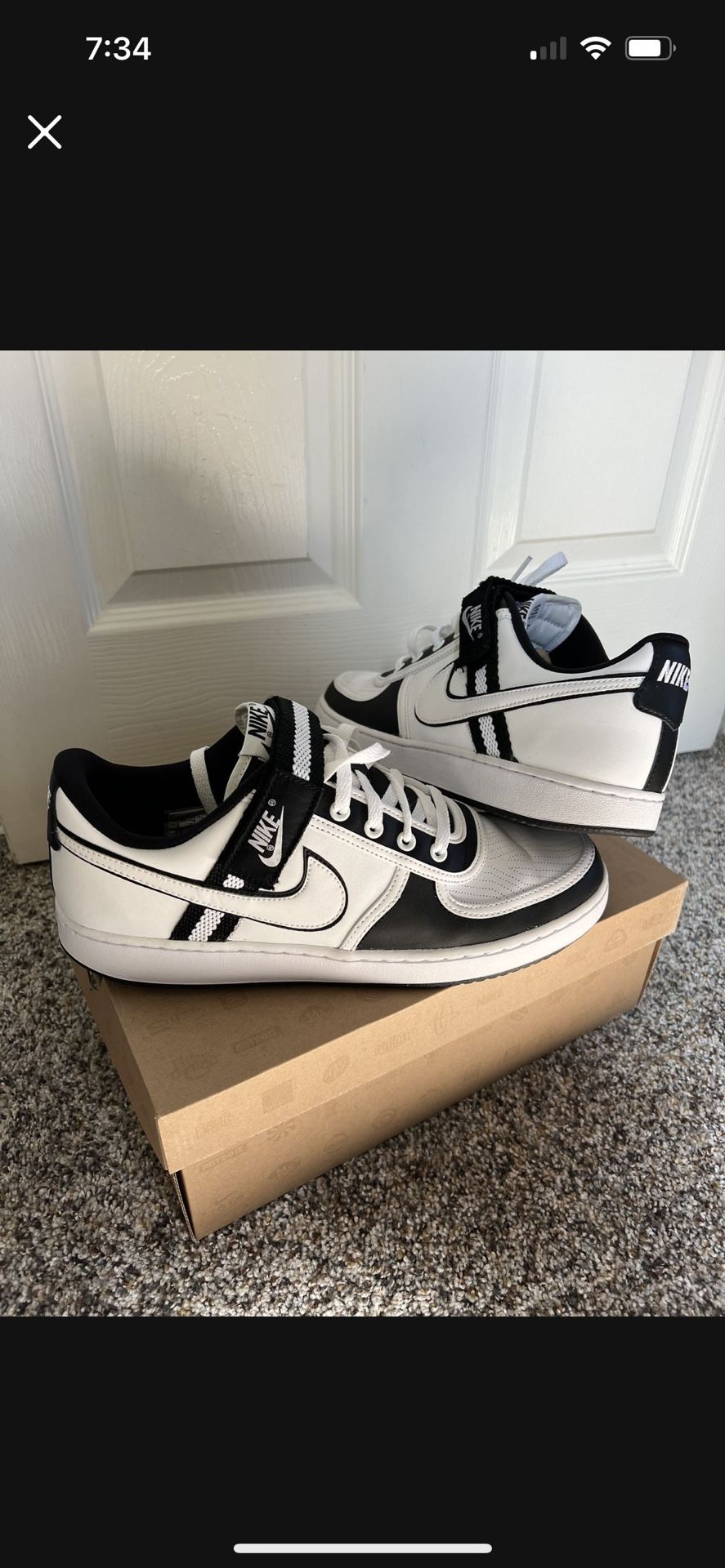 Nike Panda OG Vandals