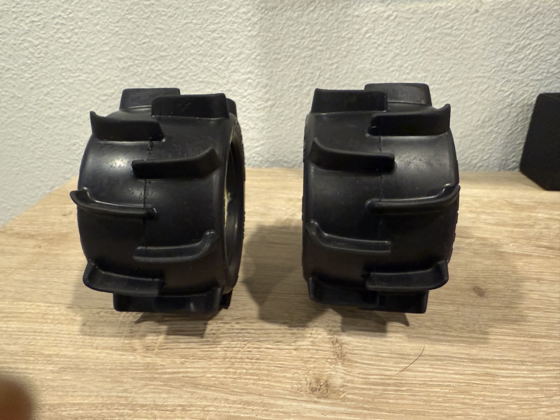 2.2 Proline 1052 Sand Paw RC Tires 1/10 Scale
