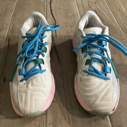 Zoom Freak 5 Size 10 Mens
