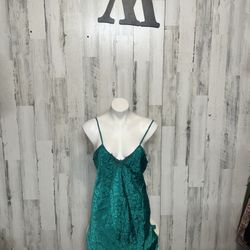 Green nightgown lingerie