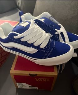 Boys vans