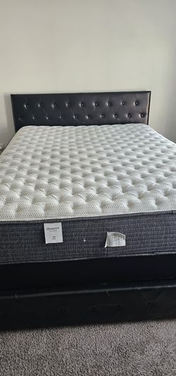 Like new Queen bed with mattress Included!