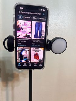 Phone Mount with Ring Light