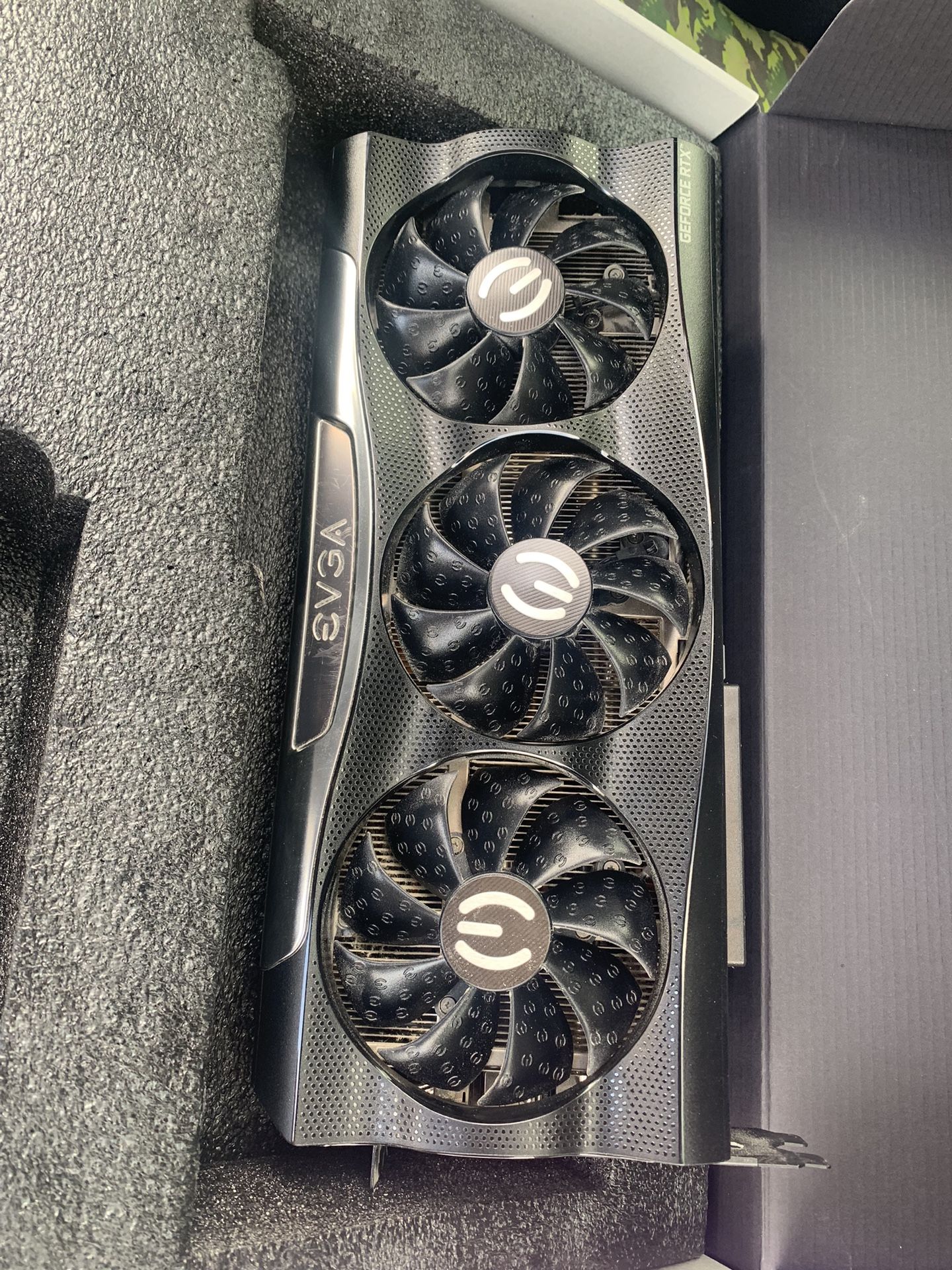 EVGA GeForce RTX 380 Ti FTW3  ULTRA GAMING 12 GB