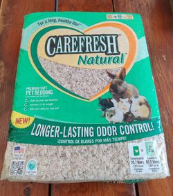Carefresh Natural Premium Soft Pet Bedding 60L