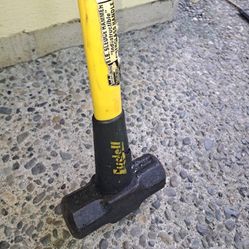 LUDELL 8lb Sledge Hammer w/ Fiberglass Handle
