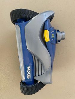 Zodiac robotic suction pool vacuum