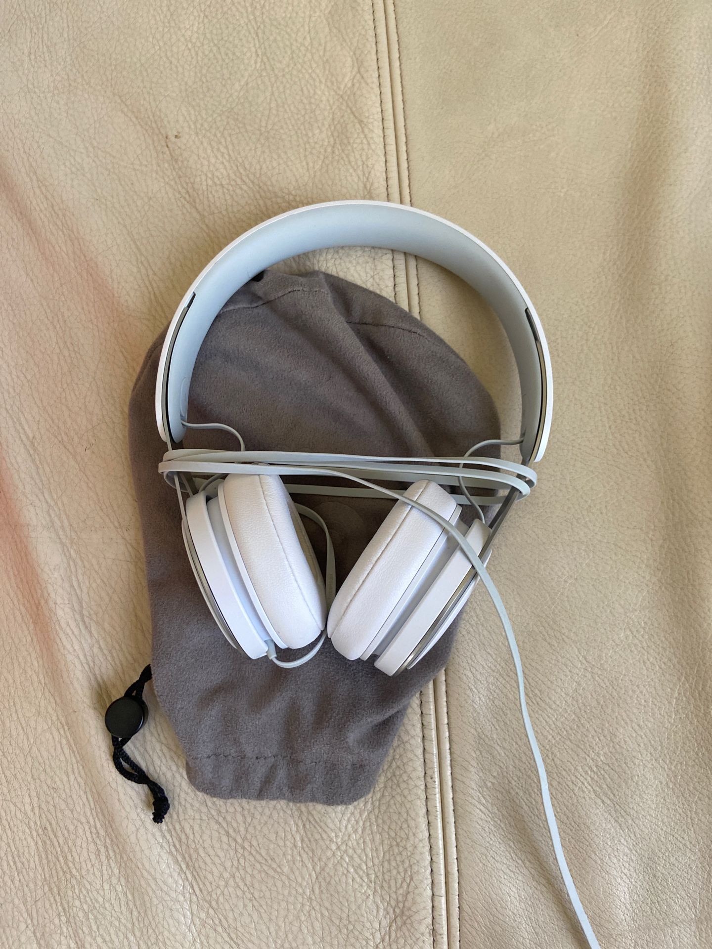 Beats headphones with wire