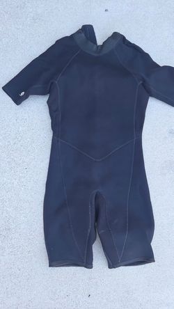 O'Neill short-sleeve shorty wetsuit (a springsuit) in a men's Size Large