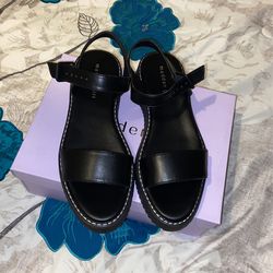 Madden Girl Sandals Size 9.5