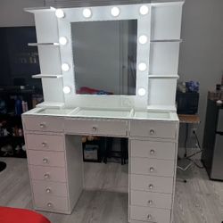 Makeup Vanity 