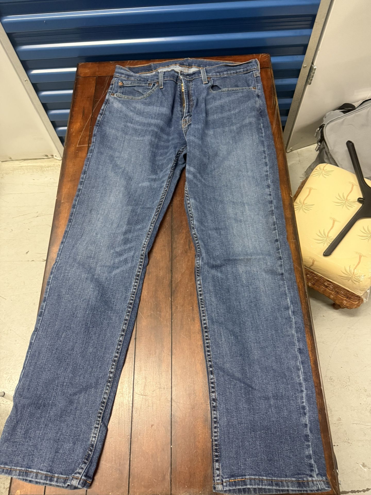 Mens Levi Straus & Co. 559’s Size 34/34