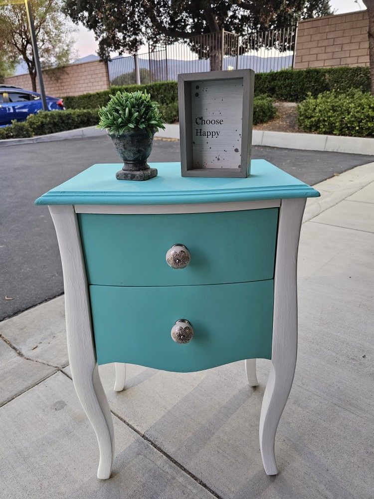 HANDPAINTED NIGHTSTAND 