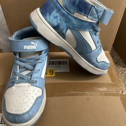 Children’s puma Size 2