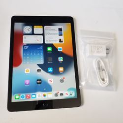 Apple iPad 7 - Wifi - Like New 