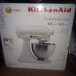 Brand New KitchenAid Mixer 