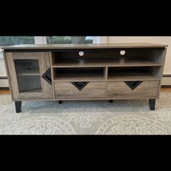 Beautiful TV Stand / Media Console