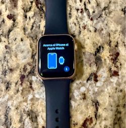 Apple 🍎 Watch SE Series 40mm Gen 2