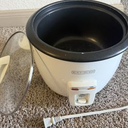 BLACK DECKER Rice Cooker 
