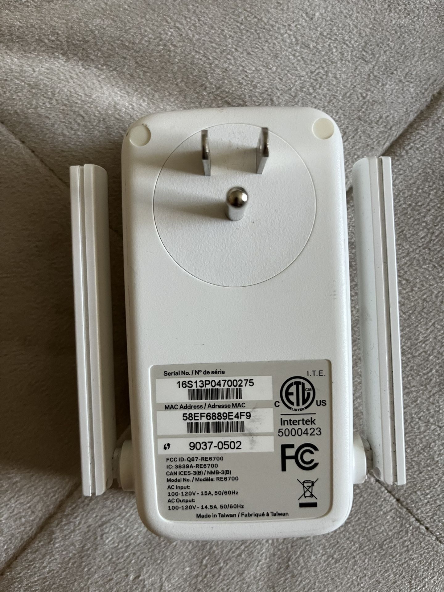 Linksys RE6700