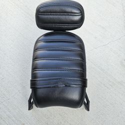 Indian Motorcycle Passenger Seat with Backrest (Black)
