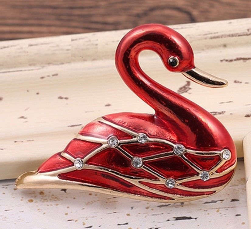 New Classic Unique Exquisite Enamel Brooch Pin Jewelry - Happy Red Swan