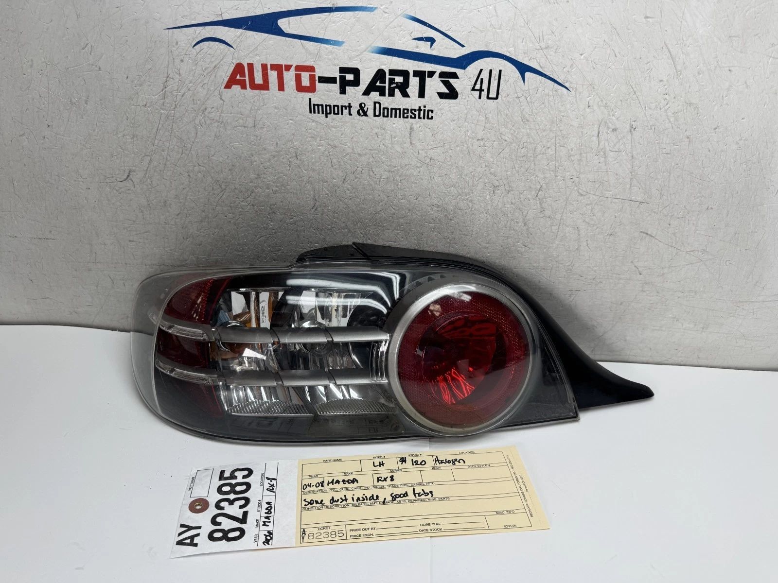 2004 - 2005 - 2006 - 2007 - 2008 MAZDA RX8 RX-8 LEFT DRIVER TAIL LIGHT OEM AY82385