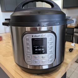 Instant Pot - Electric Pressure Cooker