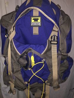 Mountain smith approach 2500 camping backpack 🎒