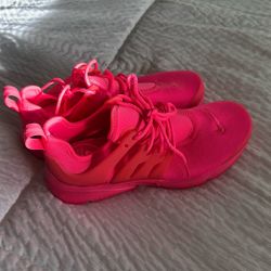 Hot Pink Nikes Size 6 Women 