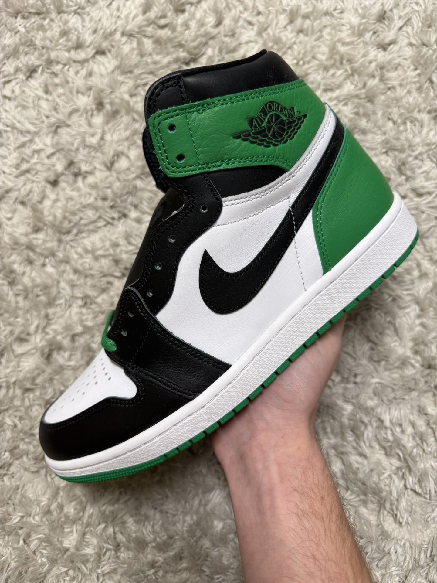 Jordan 1 Lucky Green Brand New Size 9M 