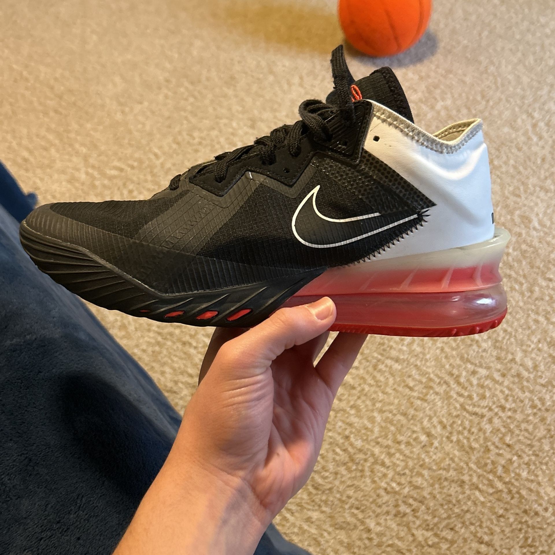 LeBron XVIII Low Red