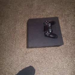 PS4 Slim, No Wires, Free Controller 