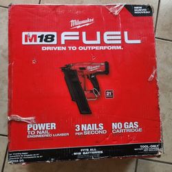 Milwaukee
M18 FUEL 3-1/2 in. 18-Volt 21-Degree Lithium-Ion Brushless Cordless Framing Nailer (Tool-Only)