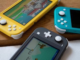 🚨 Nintendo Switch Lite Deal – Now Only $179 or $1 Down with 1-Year Warranty