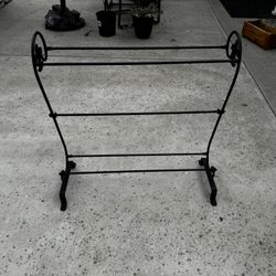 Rod Iron Blanket Rack