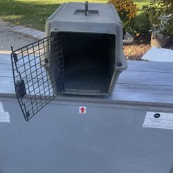 Petco Animal Cage/Carrying Case, 16 by 24, 15 high, $15