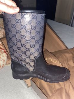 Gucci rain boots “authentic” w/box