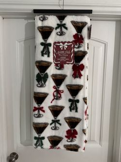 New Martini Christmas Throw