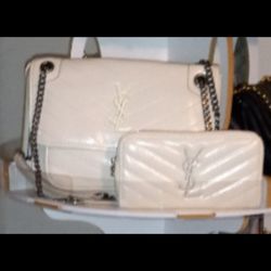FIRM IN MERCED‼️BEAUTIFUL SET SELLING TOGETHER MEDIUM SIZE NEW
