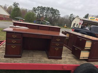 Beautiful office set