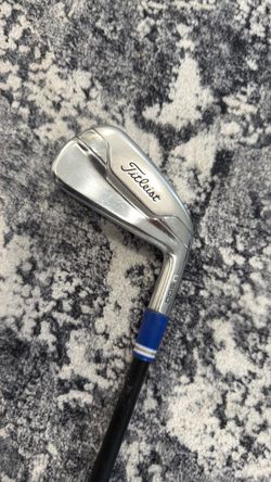 Titleist Golf U500 2i driving iron with KBS Hybrid Shaft