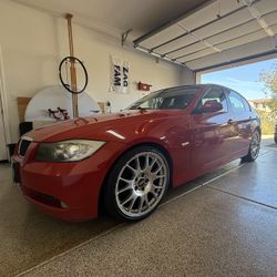 2006 BMW 325i 6-Speed Manual