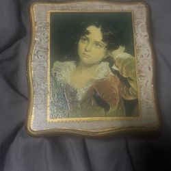 Vintage Jewelry/music Box