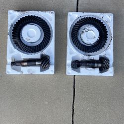 Jeep JKU Rubicon Dana 44 Stock 4:10 Gear Set