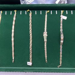 Gold Bracelets / Esclavas De Oro