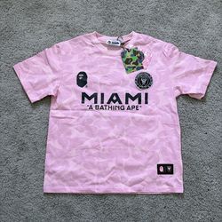 A Bathing Ape x Intern Miami Short Sleeved Tee New With Tags Size Medium